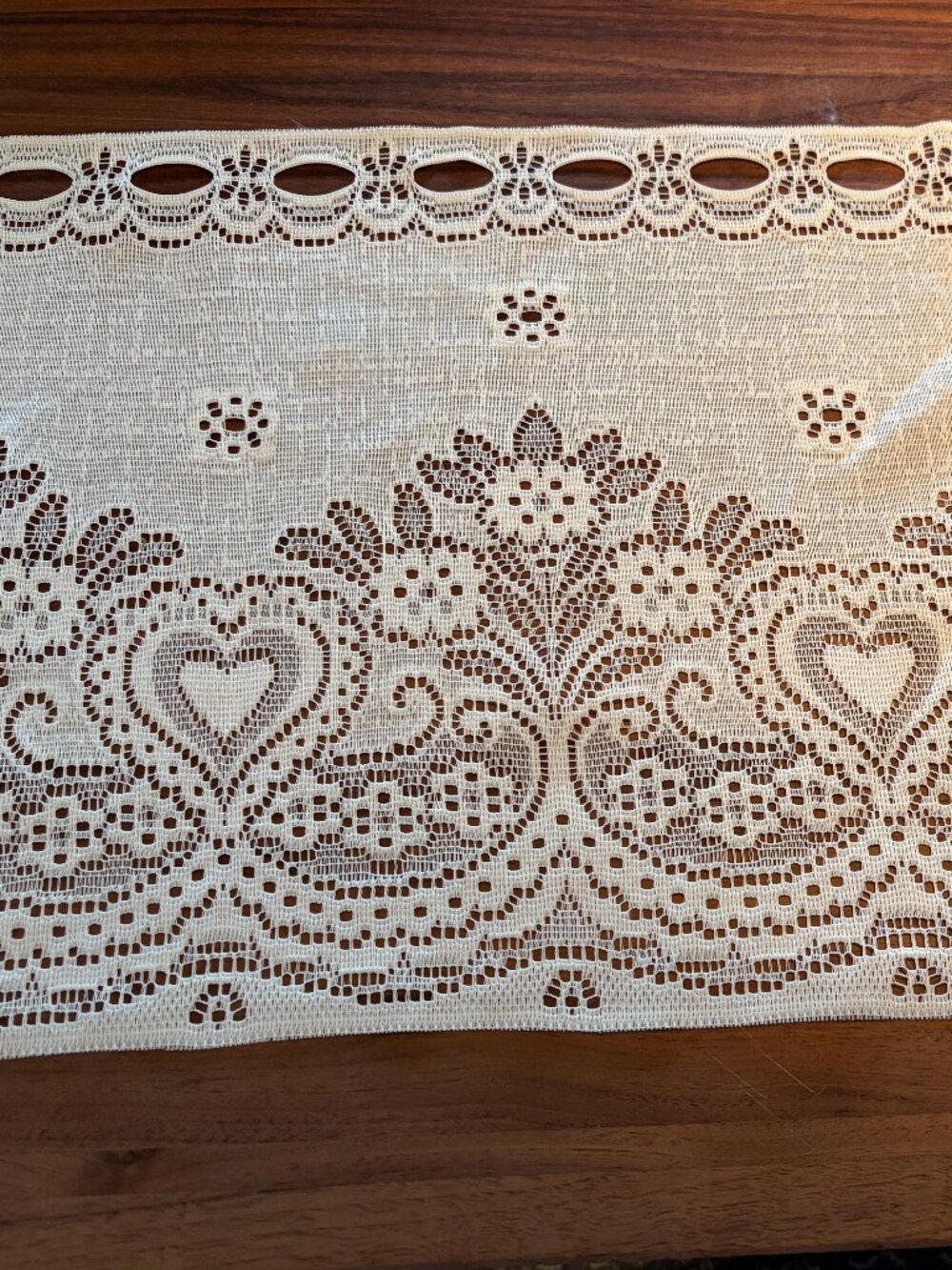 Vintage Lace Valance Floral Hearts Cottage Chic Ivory 6+ uncut Yards by 12 1/4"
